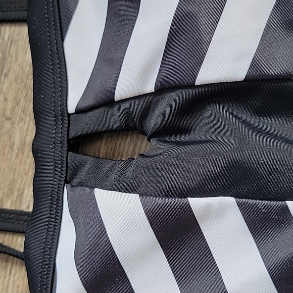 Black & White Mesh One Piece Swim - Picture 10 of 12